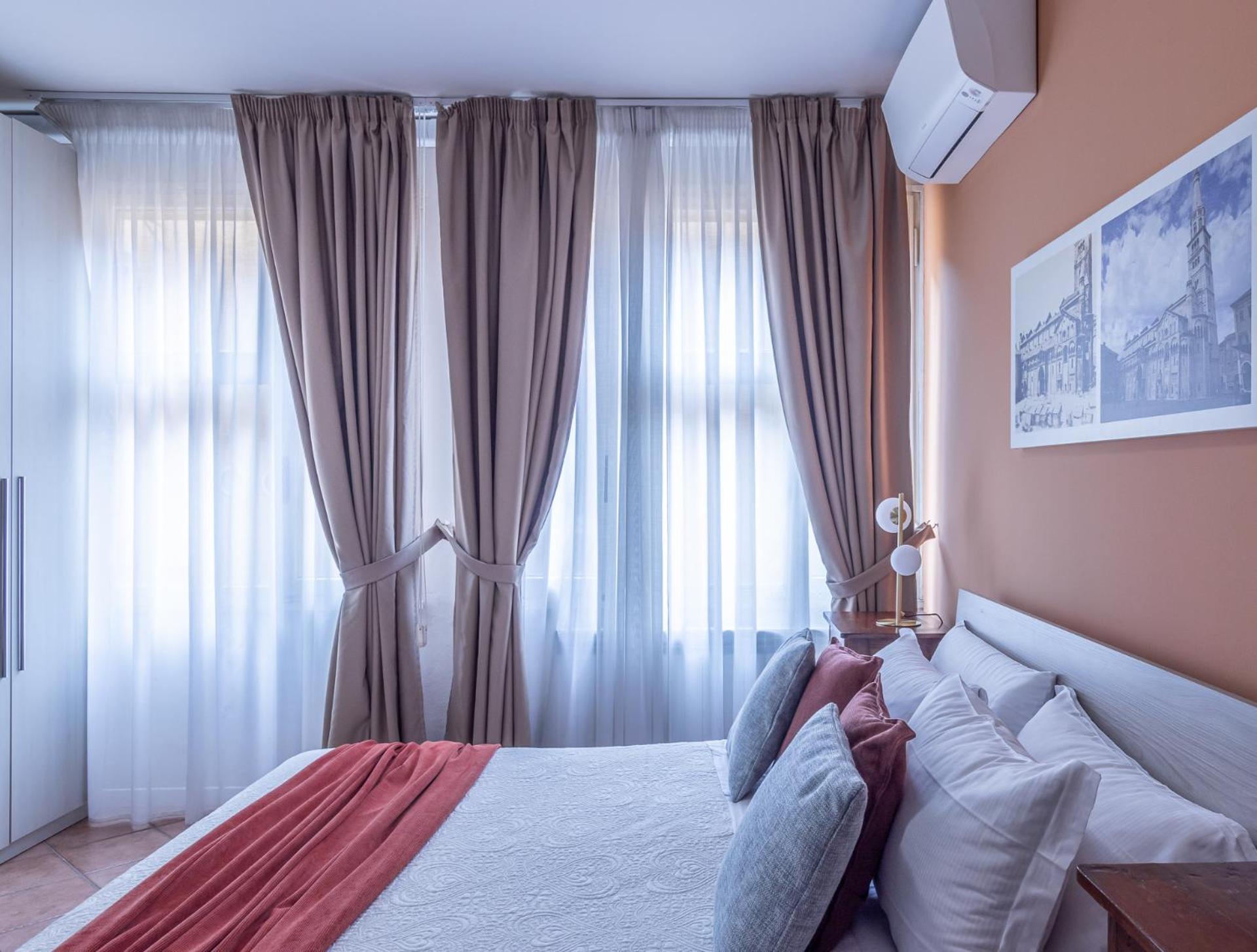 Room & Breakfast Canalino 21 Modena Exterior photo